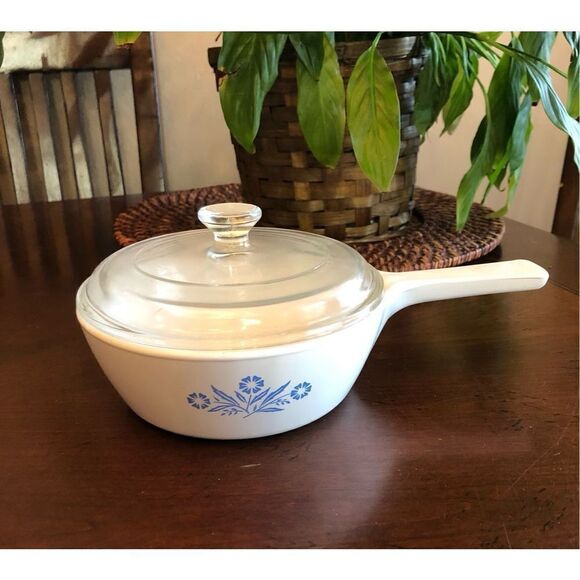 CORNING WARE - 🎉HP🎉 Vintage Cornflower 1-Pint Menuette Pan w/Lid & Handle. - Picture 2 of 8